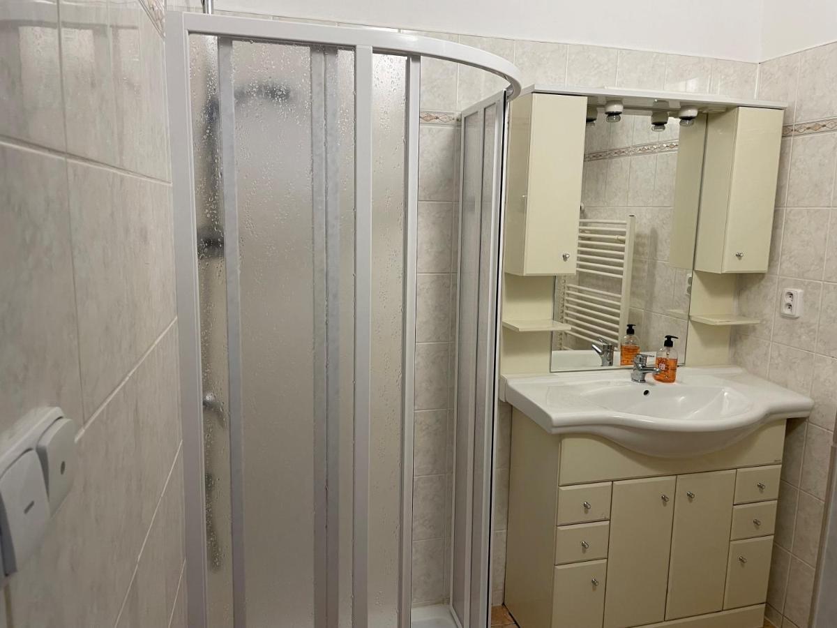Apartman Netolice 207 Deluxe Εξωτερικό φωτογραφία